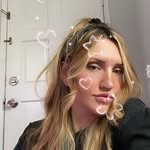 Liz Holmes - @advanced_cosmo_liz - Instagram