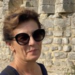 Liz Holmes - @lizholmese - Instagram
