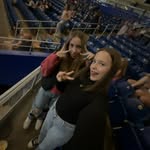 liz 🦦 - @lizz.jamison - Instagram
