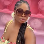 Liz John - @queen_b_ola - Instagram
