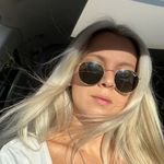 Liz Langley - @lizlang2.0 - Instagram