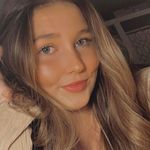 Liz Langley - @lizlangleyy - Instagram