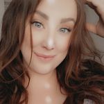 Liz Larkin - @liz_larkin - Instagram