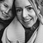 Liz Lindley - @lizziewood33 - Instagram
