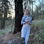 Liz Nelson - @lizzzzz.nelson16 - Instagram