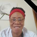 Liz Reeves - @liz.reeves.94009 - Instagram