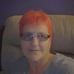 Liz Rowell - @lizzie381 - Instagram