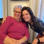 Liz Saunders - @johnlizsaunders - Instagram