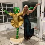 Liz Sharp - @toosharplizzy - Instagram