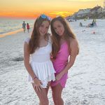Liz Shaw - @lizpshaw - Instagram
