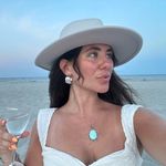 Liz - @_lizshields - Instagram