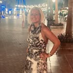 Liz Shields - @lizscottshields - Instagram