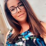 Liz Stiles - @_lizz___ - Instagram