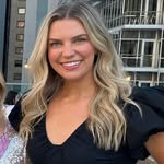 Elizabeth - @lizstout30 - Instagram