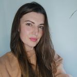Liza Jones - @jlizajones - Instagram