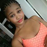 Liza jones - @lizajones222 - Instagram