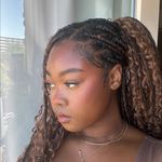 Liza Moore - @l.asshley - Instagram