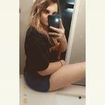 Lizzie Cameron - @oakleysmama1207 - Instagram
