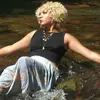 lizzie cameron - @urmomluvslizzie - TikTok