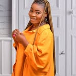 Lizzy Dickson - @razzy8080 - Instagram