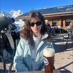 Lizzie Lowe - Facebook