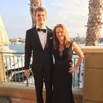 Lizzie Lowe - @lizzzlowe - Instagram