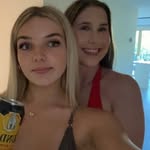 Lizzie Lyons - @lizzie.lyonss - Instagram