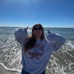 Lizzie Morris - @lizzieann17 - Instagram