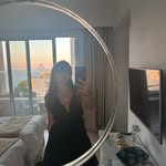 lizzie - @lizzie.piper8 - Instagram