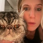 Lizzie Reed - @lizzieandevacat - Instagram