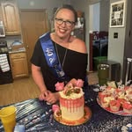 Liz Tanner - @lizziebobbi11 - Instagram
