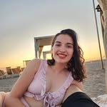Lizzie Walls - @lizziewalls - Instagram
