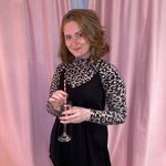 Lizzie Davies - @lizzy.davies.9 - Instagram