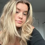 Lizzy Wood - @lizzywoodd - Instagram