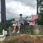 Pietro e peixinho - @_lloydblaylock_1 - Instagram