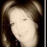 Kathy Lloyd Hills - @queeny2bee - Instagram