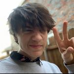 @lloyd.is.weird - Instagram