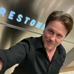 Lochlyn Munro - @lochlynmunrofan1 - Instagram