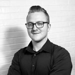 Logan Bedford - @booksbybedford - Instagram