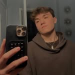 logan - @loganderbyshiree - Instagram