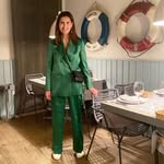 @loga.nhebert - Instagram