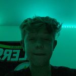 Logan Hutton - @tropicle26 - Instagram