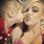 Logan Layton - @londynn_dynver_mommy - Instagram