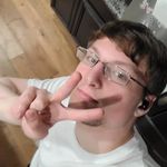 Logan Meyer - @loganmeyer67 - Instagram
