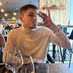 Logan Muller - Facebook