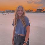 Logan Nichols - @lolonicholss - Instagram