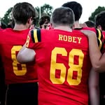@loganrobey_ - Instagram
