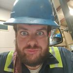 Logan Strickland - @logandthevivi - Instagram
