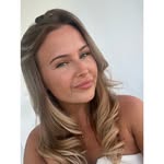 Lo - @loisbarberxx - Instagram