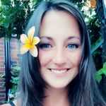 Lois Croft - @croft6571 - Instagram